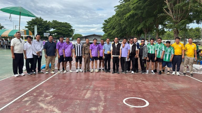 สภ.บางมูลนาก ร่วมพิธีเปิดการแข่งขันกีฬาภายใน ส่งเสริมความสามัคคีและการออกกำลังกายของเยาวชน